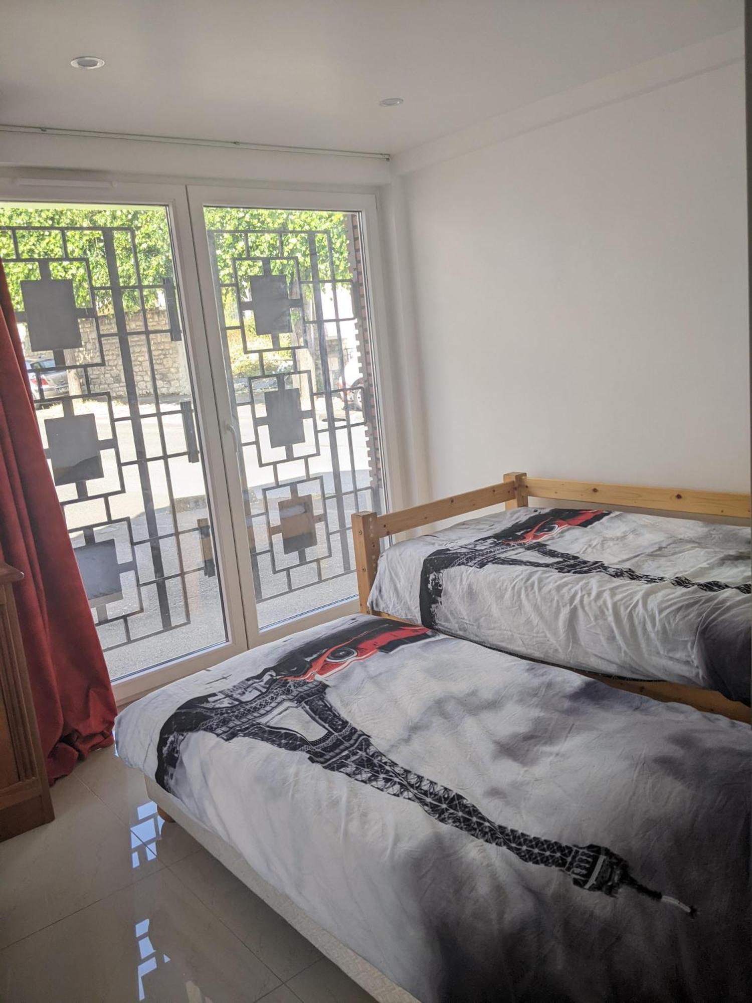 Апартаменты House 20 Min From Paris By Metro, Free Parking Кретей Экстерьер фото